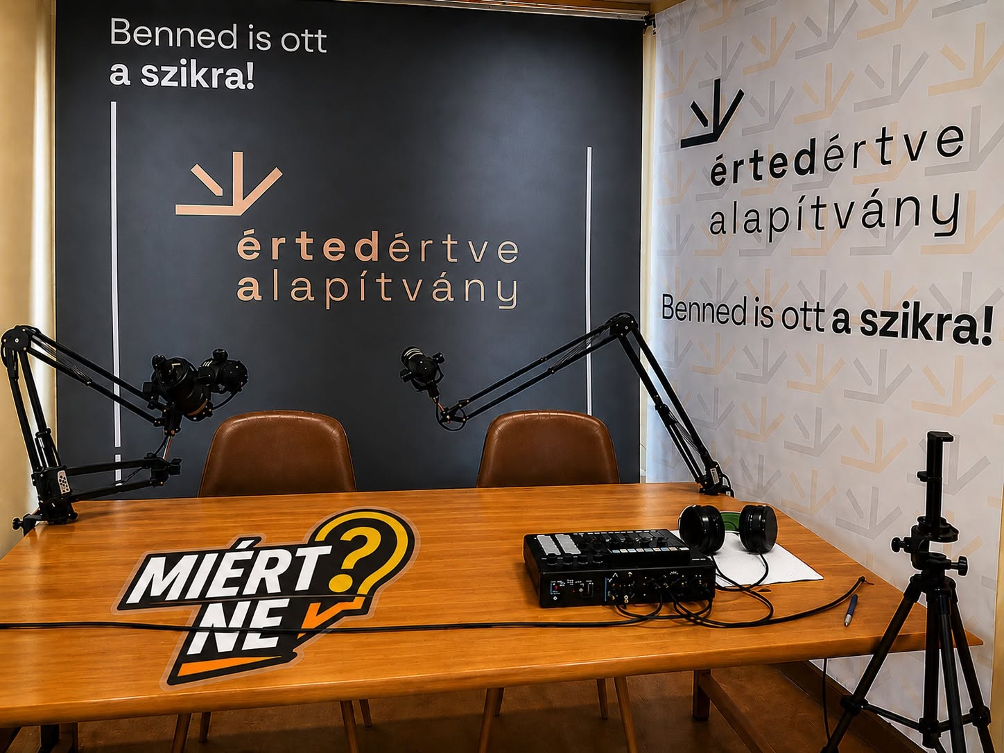 MiértNe? podcast program képe